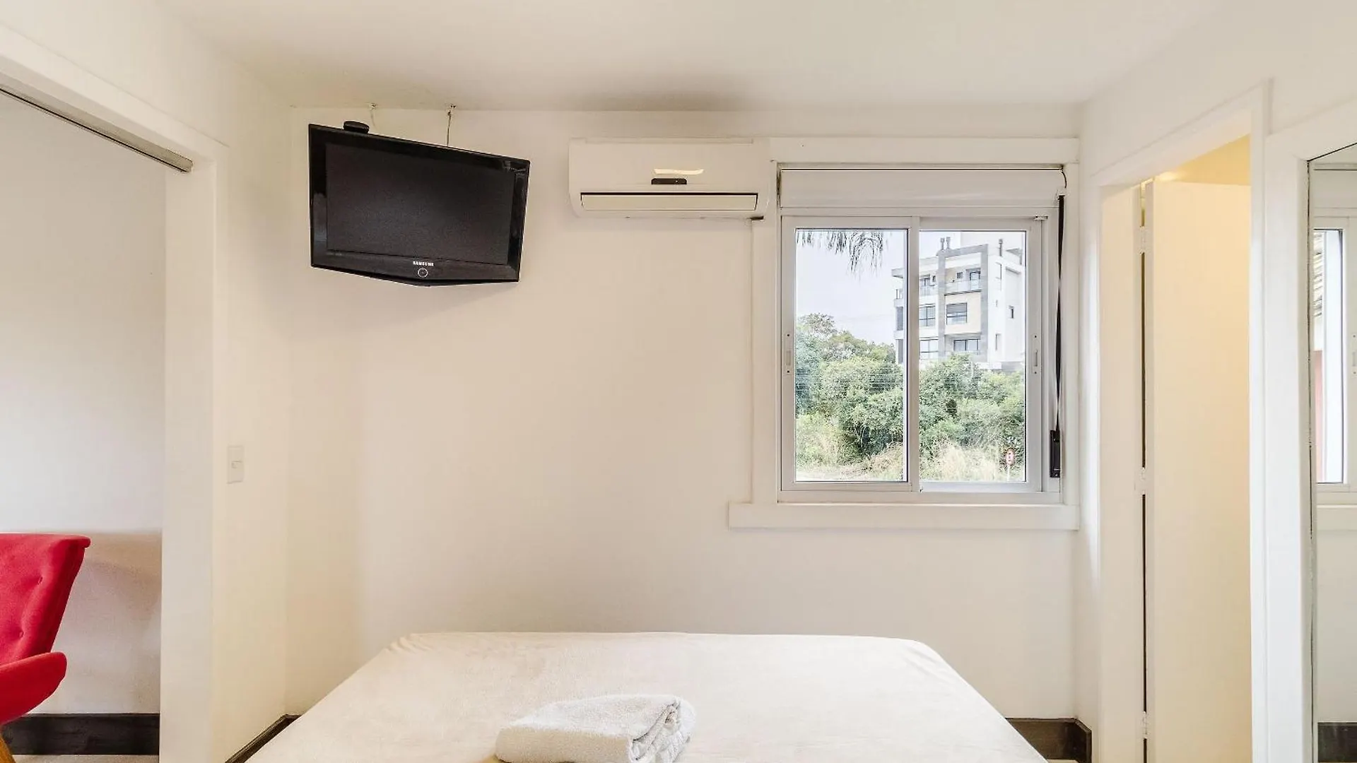 Lindo Condominio Em Meio A Natureza Em Bombinhas Vle 招待所